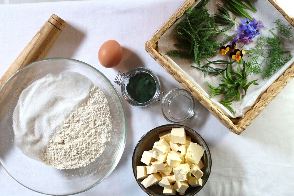 Recette de Sablés à la Spiruline & herbes de saison